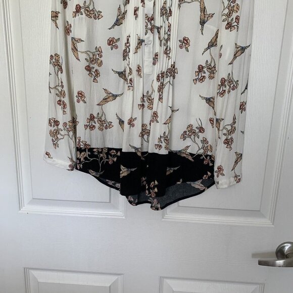Pale Sky Top Blouse Women XS Hummingbird Floral Tunic Rayon Long Sleeve - Picture 4 of 12